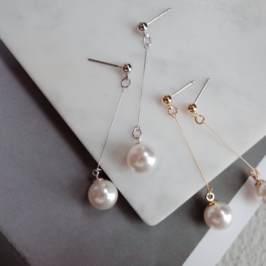 NO.56 Simple Swarovski Earrings Stylish Chic Uniqu