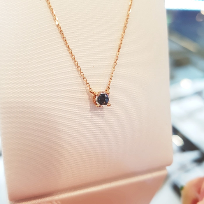 Rose Montgomery Blue Sapphire Necklace RS0218
