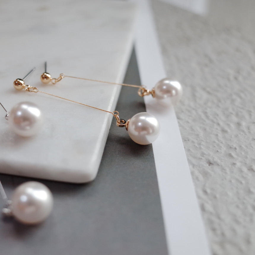 NO.56 Simple Swarovski Earrings Stylish Chic Uniqu