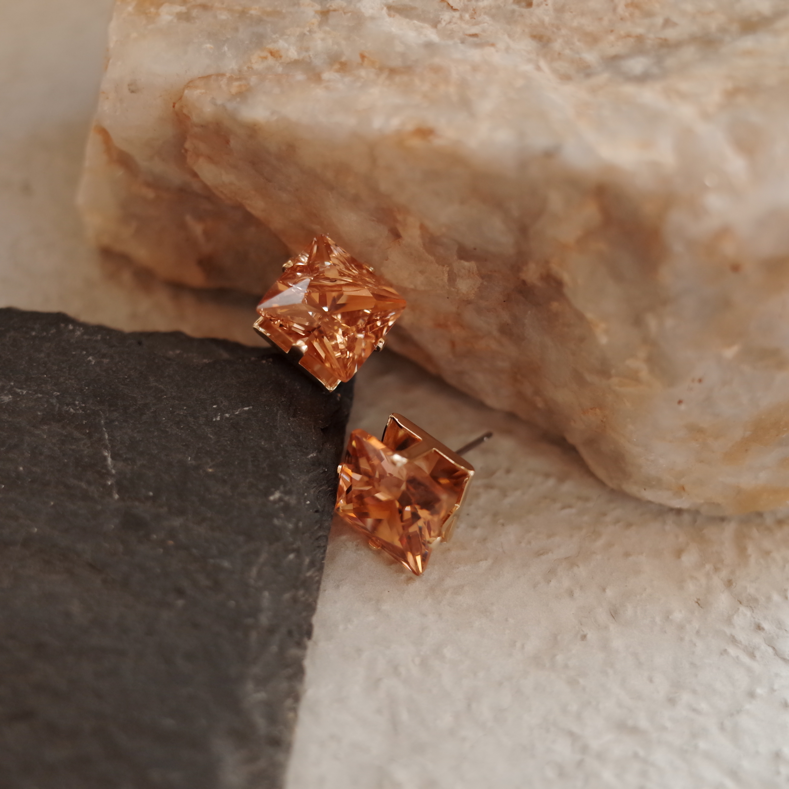 NO.57 Cubic Color Cubic Square Earrings Stylish Ch