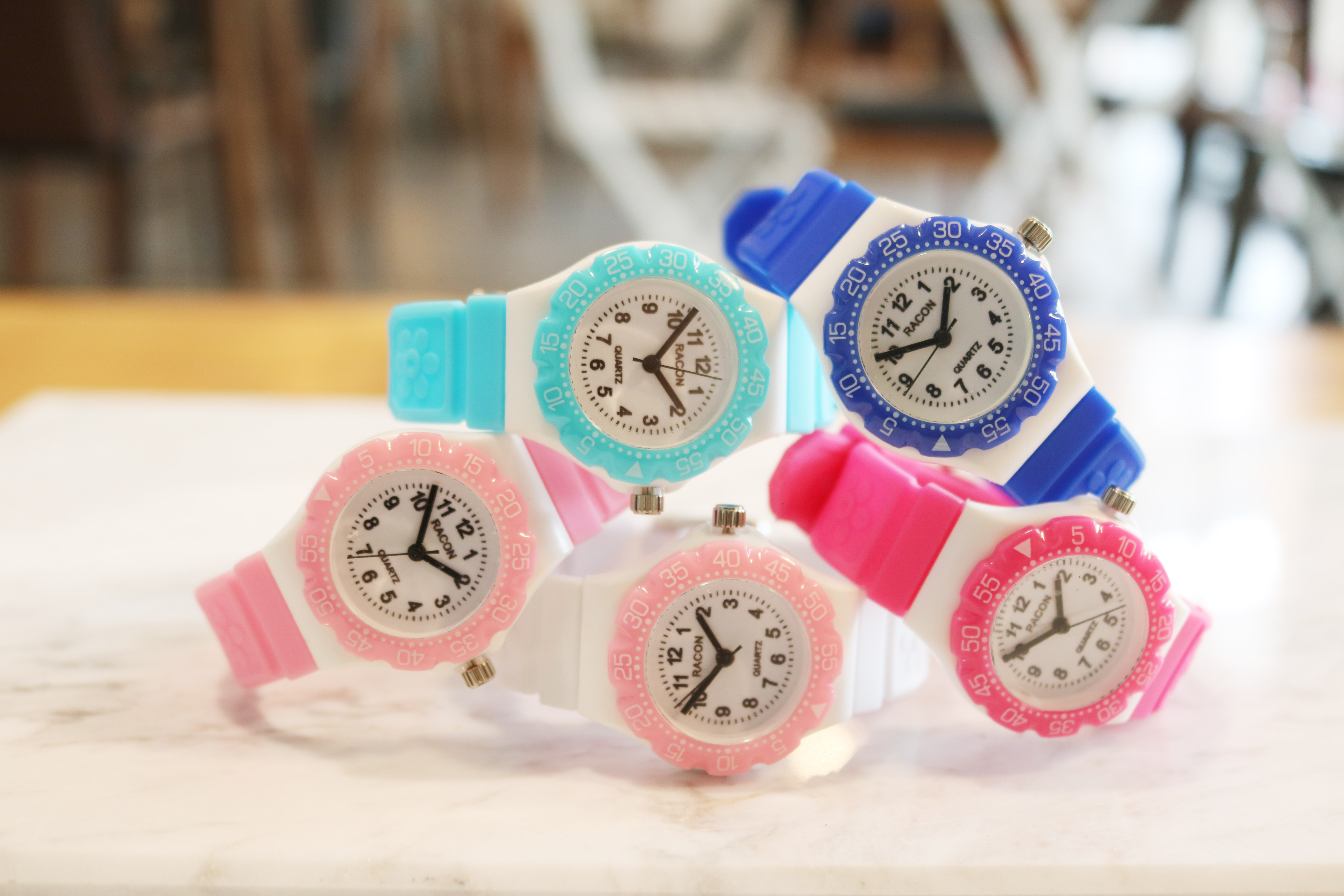 <b><p>child Elementary stud sports ctronic wri</p></b><b><p>児童 小学生 スポーツ 電子 手首 時計 安価 ビビッドカラー バカンス 夏 中古</p></b><br /><br /><p align='center'>