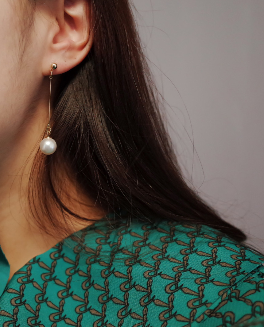 NO.56 Simple Swarovski Earrings Stylish Chic Uniqu