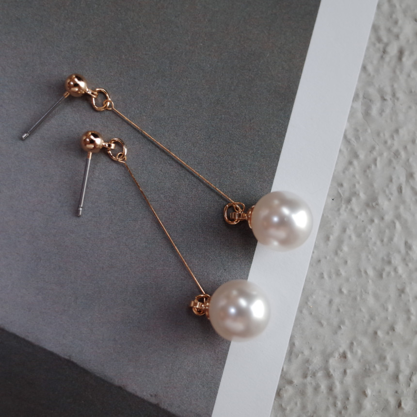 NO.56 Simple Swarovski Earrings Stylish Chic Uniqu