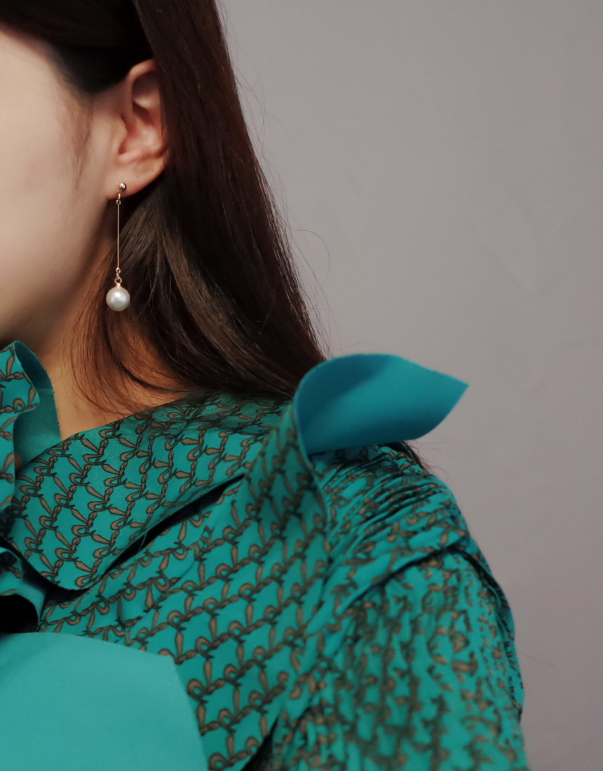 NO.56 Simple Swarovski Earrings Stylish Chic Uniqu