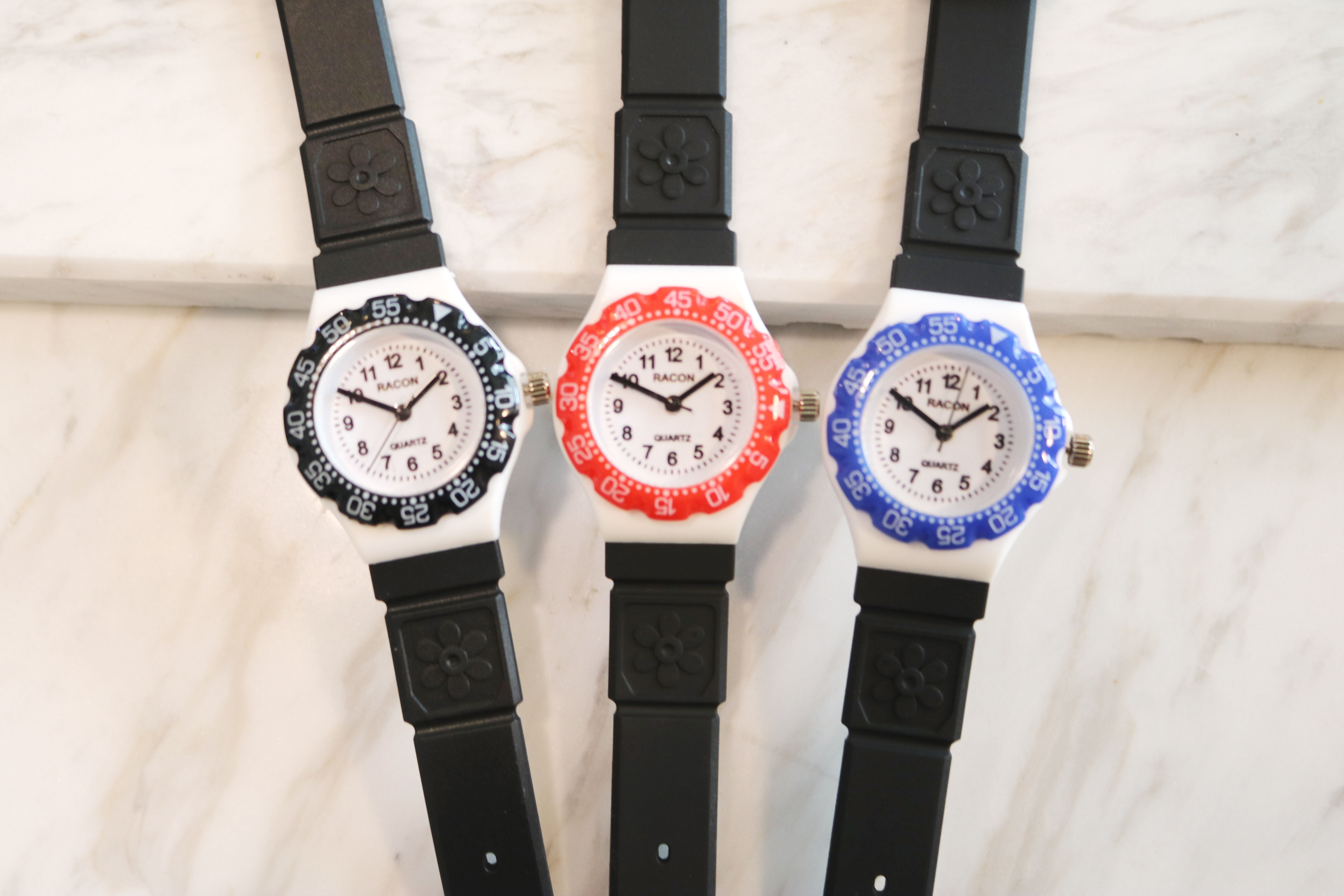 <b><p>child Elementary stud sports ctronic wri</p></b><b><p>児童 小学生 スポーツ 電子 手首 時計 安価 ビビッドカラー バカンス 夏 中古</p></b><br /><br /><p align='center'>