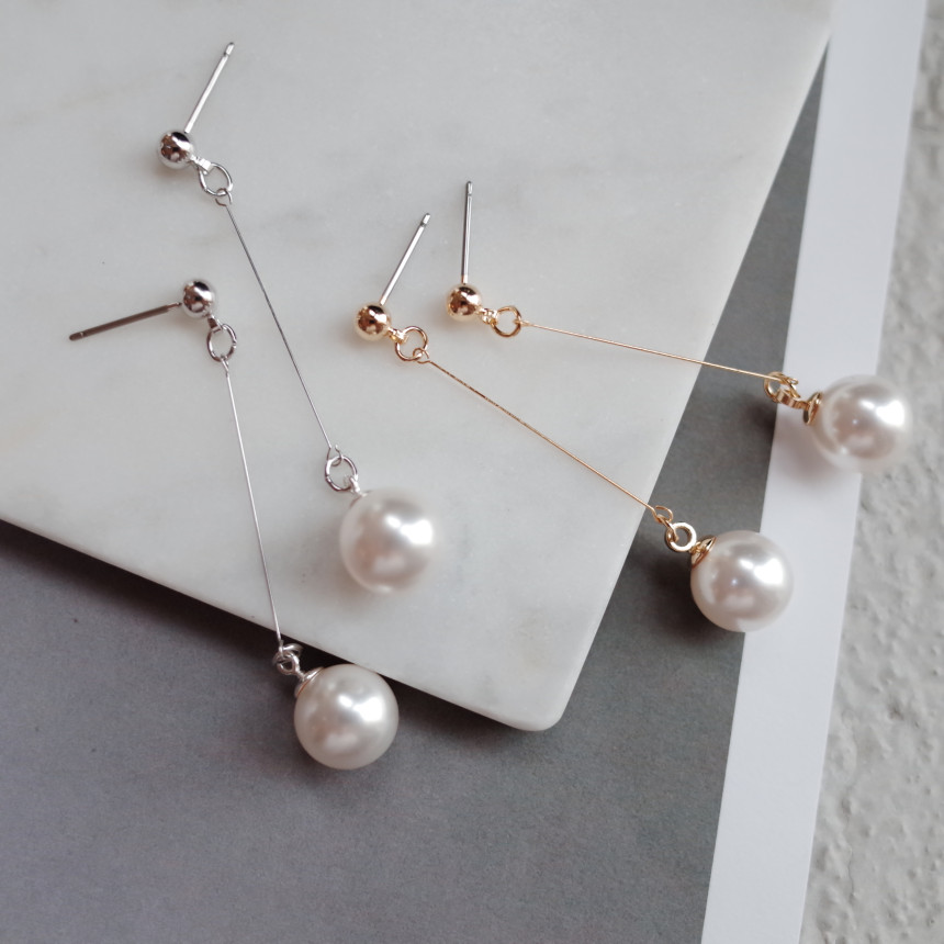 NO.56 Simple Swarovski Earrings Stylish Chic Uniqu