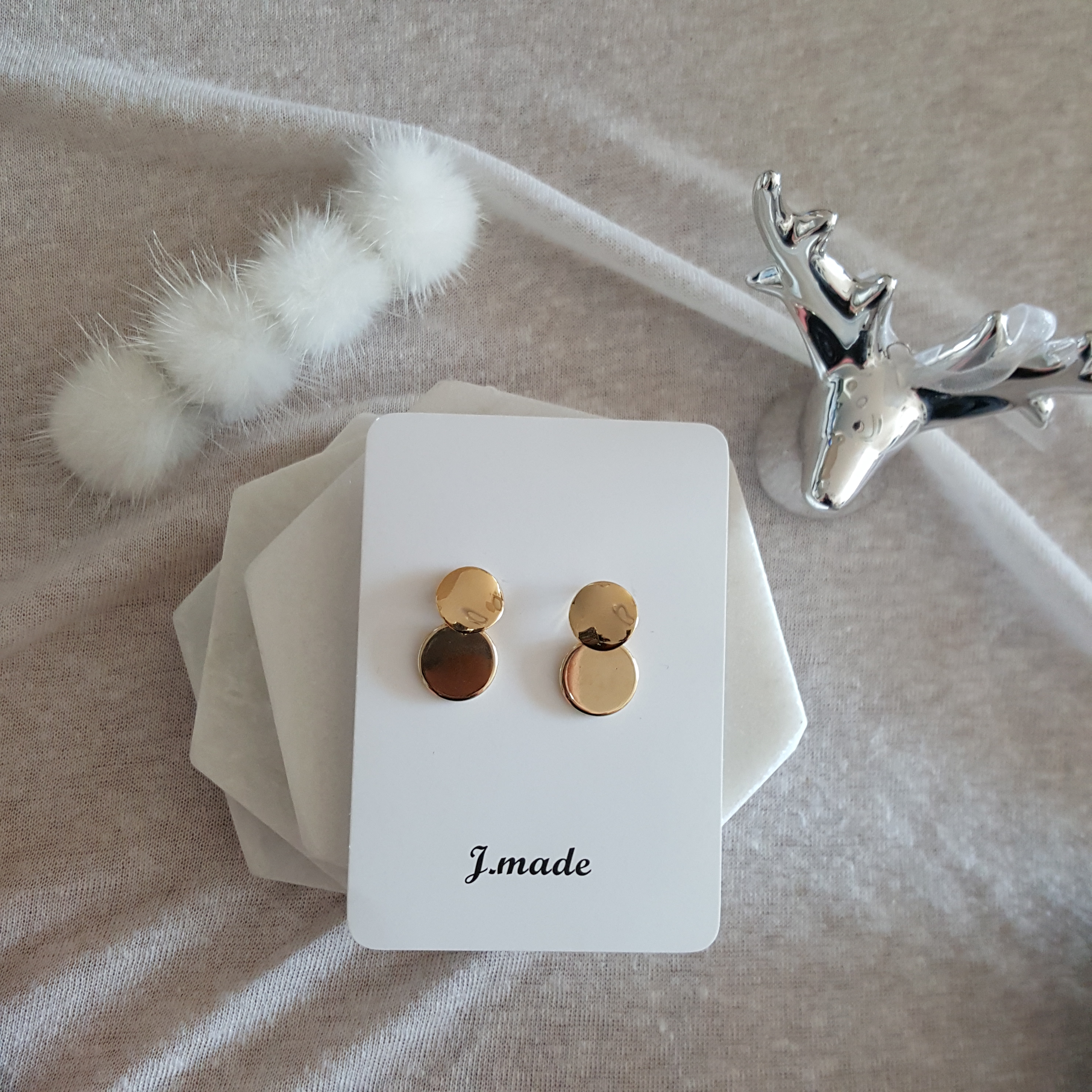 Bold Gold Earring Bling A high quality simple eari