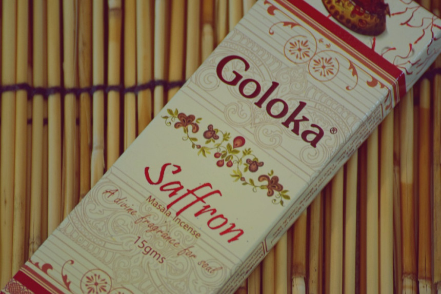 GOLOKA CAPHORA Heavy sandalwood and resin blend Ko