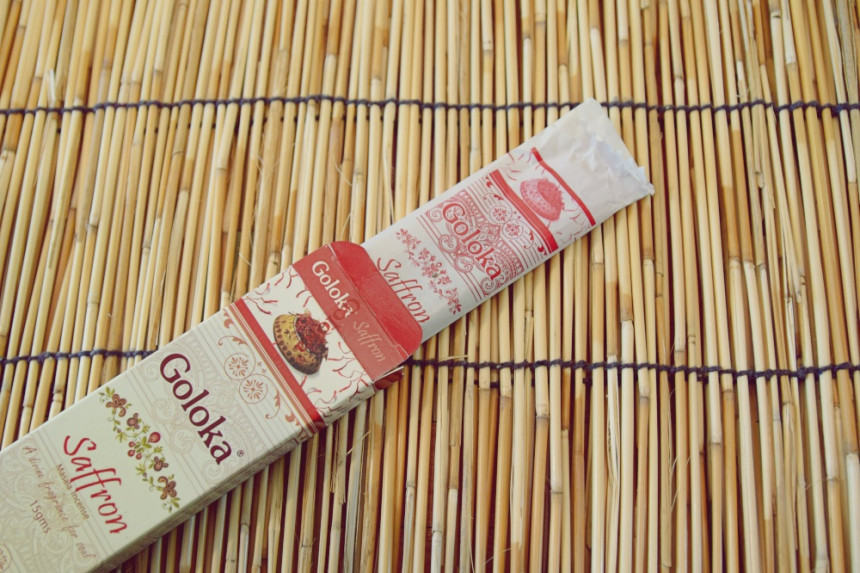 GOLOKA CAPHORA Heavy sandalwood and resin blend Ko