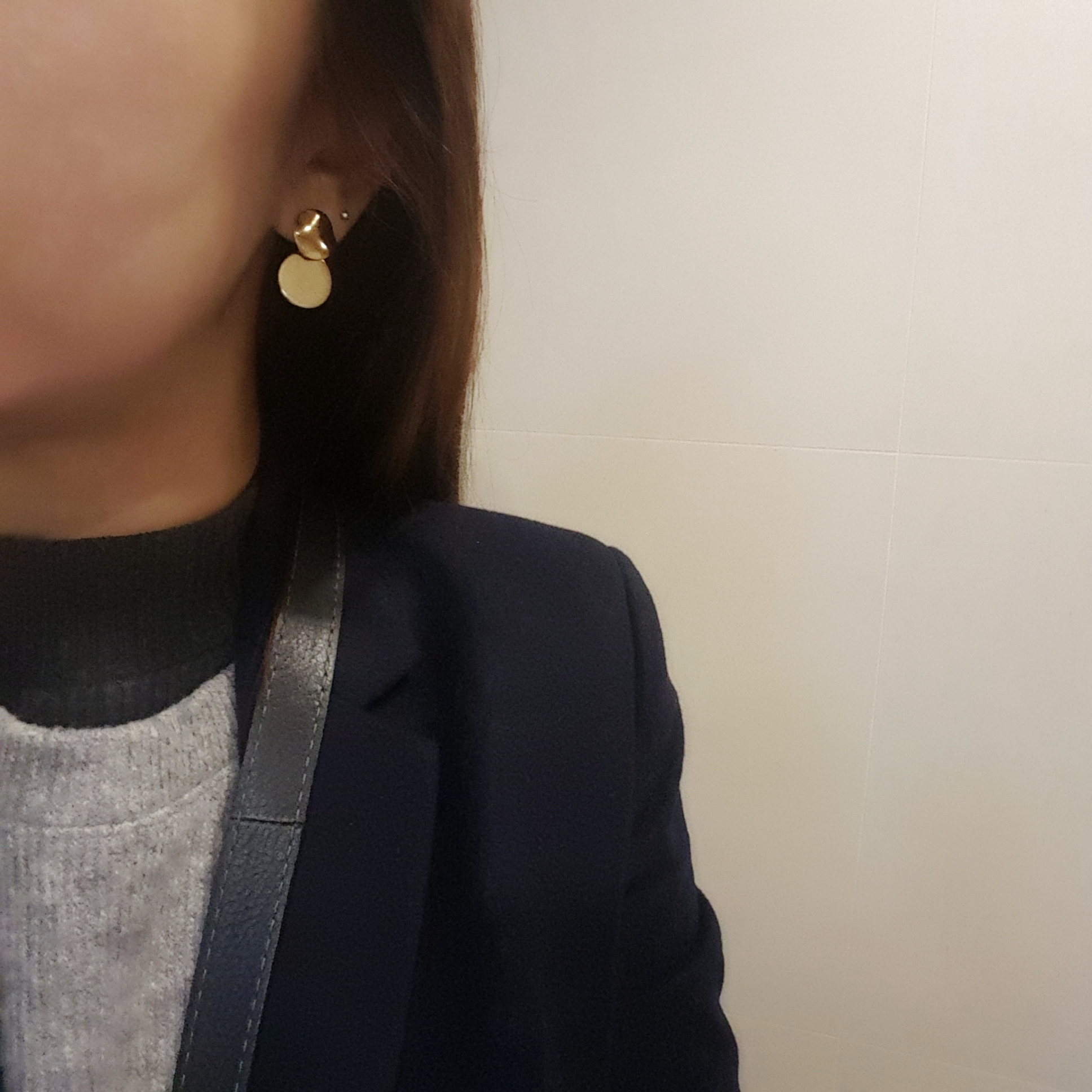 Bold Gold Earring Bling A high quality simple eari