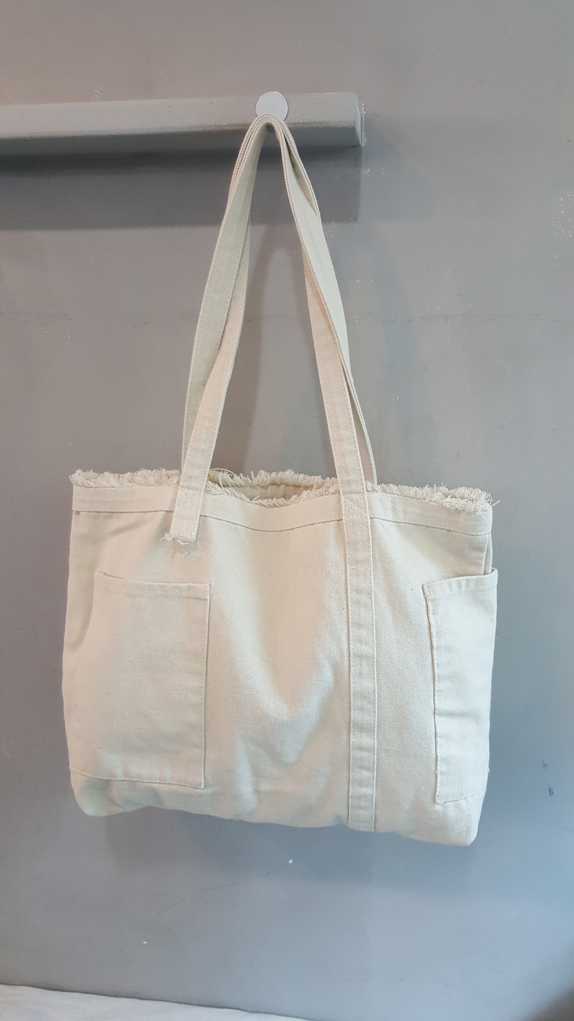 <b><p>Pocket Fringe Eco Bag</p></b><b><p>ポケットフリンジエコバック</p></b><br /><br /><p align='center'>