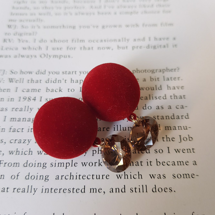 One-piece velvet drop earrings 4color Daily coordi