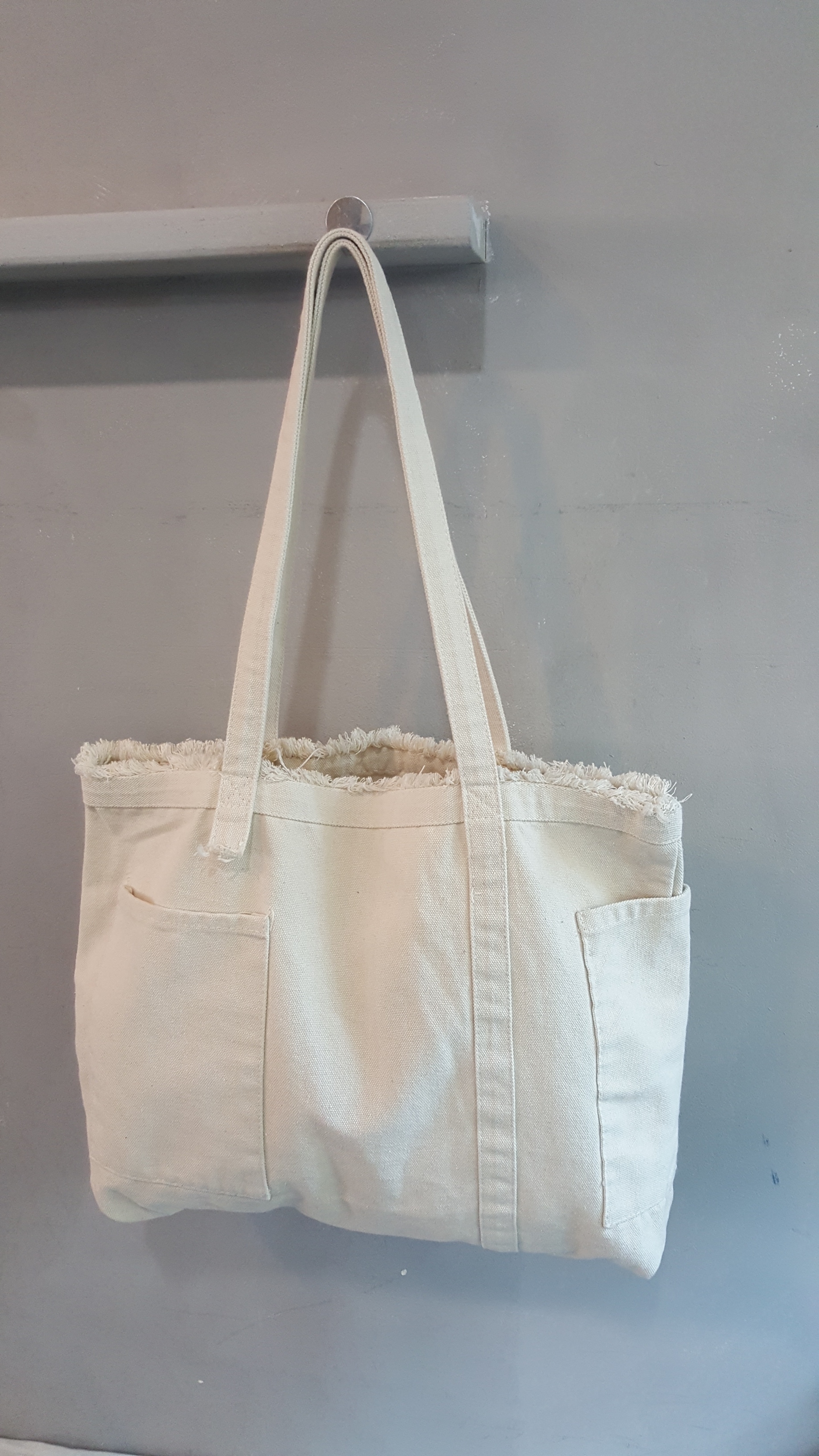 <b><p>Pocket Fringe Eco Bag</p></b><b><p>ポケットフリンジエコバック</p></b><br /><br /><p align='center'>