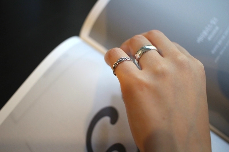 <b><p>92.5 silver open Ace Mardi Rings Knuckle</p></b><b><p>92.5 シルバー オープン エキ 一言リング ナックル 女性 重ね着 20代 トウ</p></b><br /><br /><p align='center'>