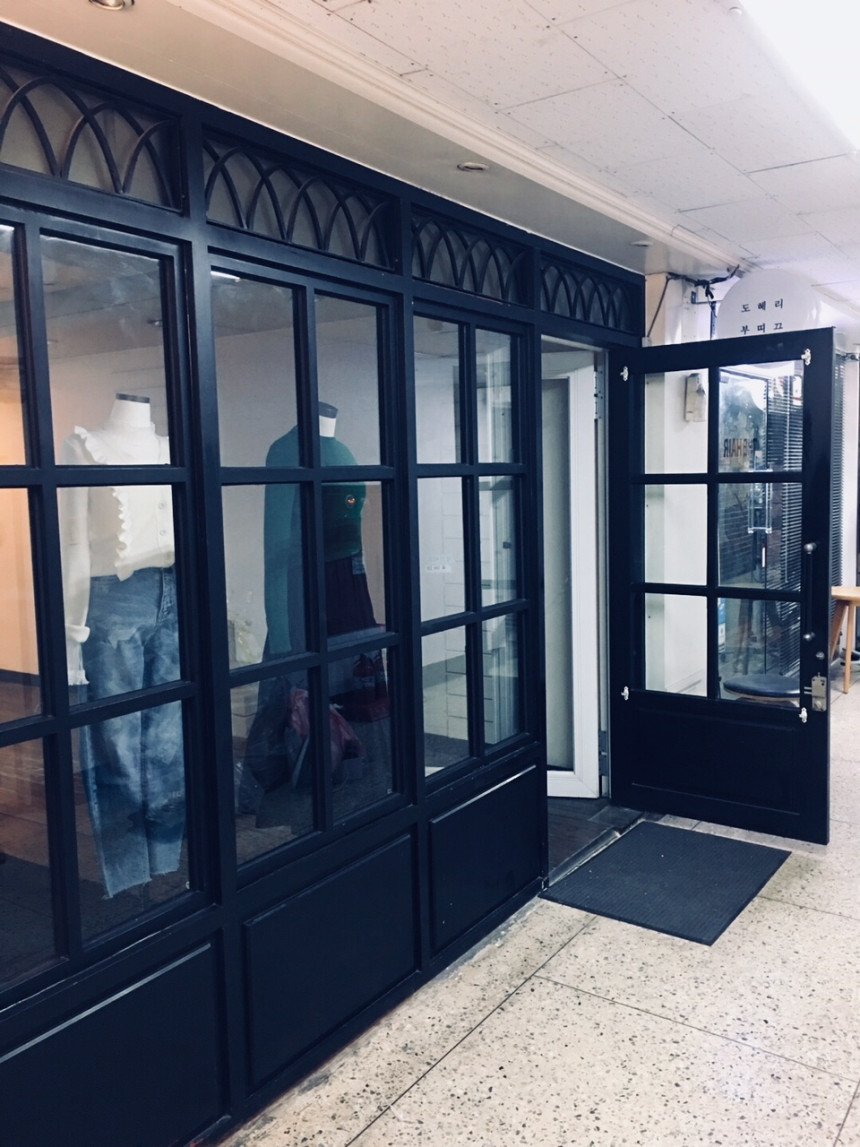 Snow Pearl Pine Big Drop Earrings