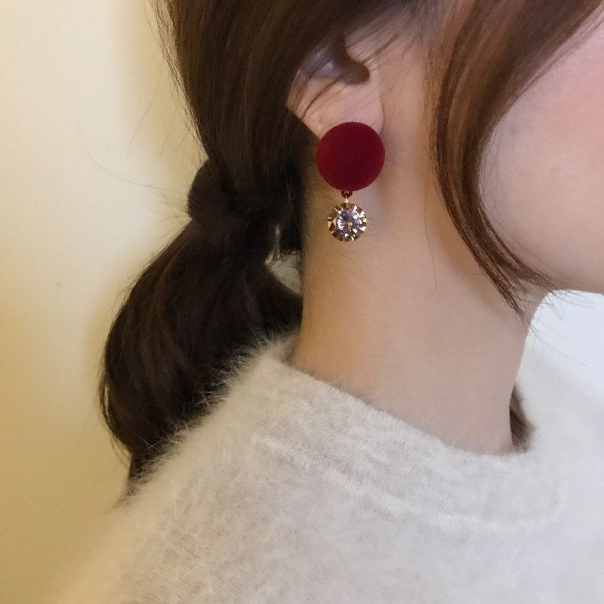 One-piece velvet drop earrings 4color Daily coordi