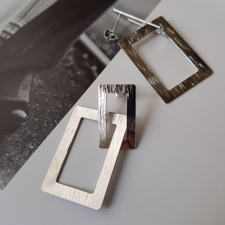 Modern Times Drop Earrings One point only Special 