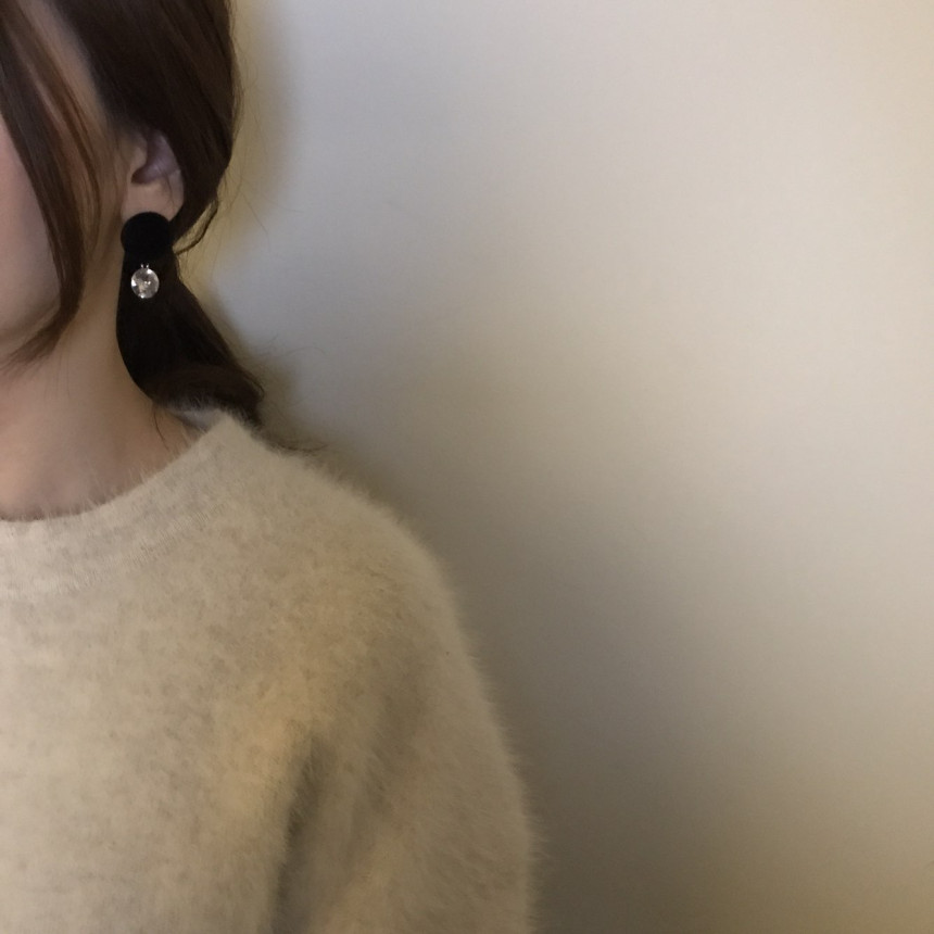 One-piece velvet drop earrings 4color Daily coordi