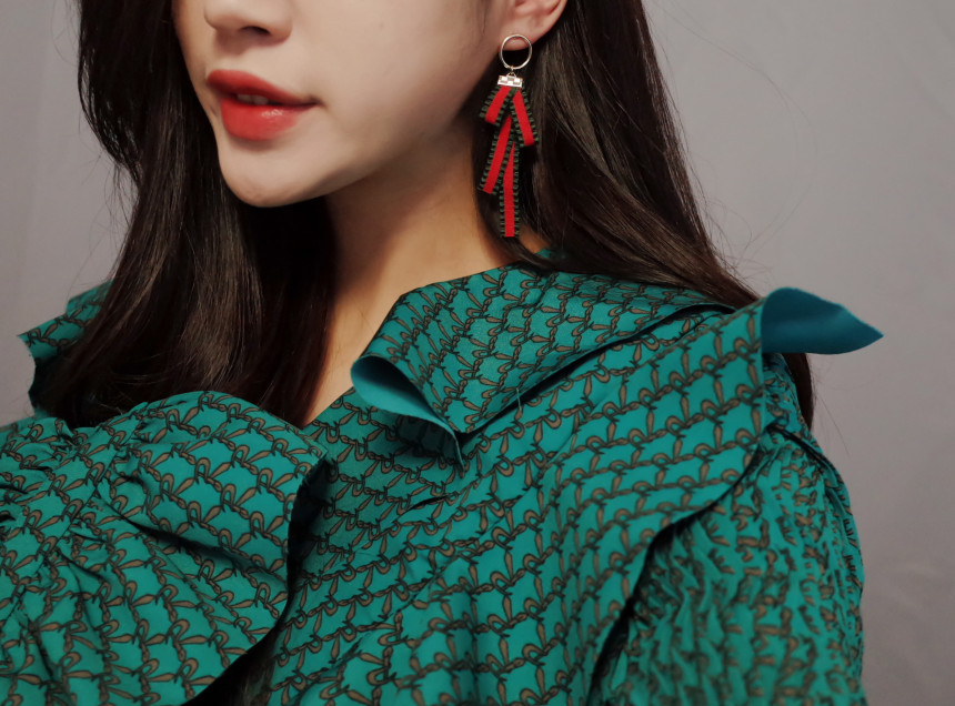 Valentine's Day Color Ribbon Unbalanced Earring