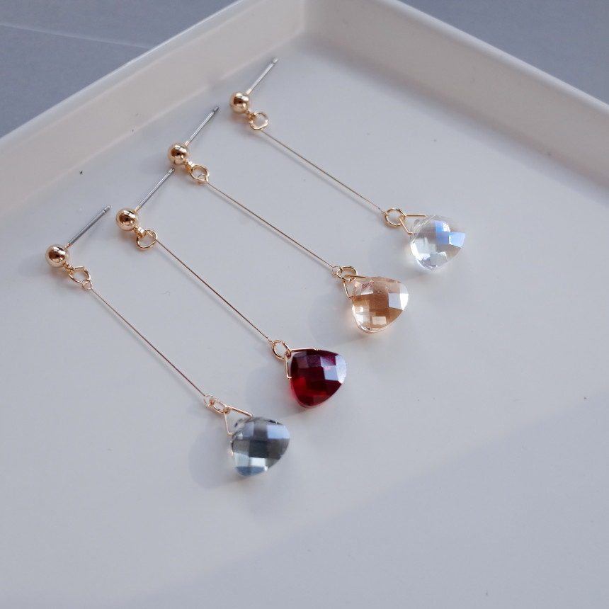 NO.61 Swan Cutting Crystal Drop Earrings Stylish C