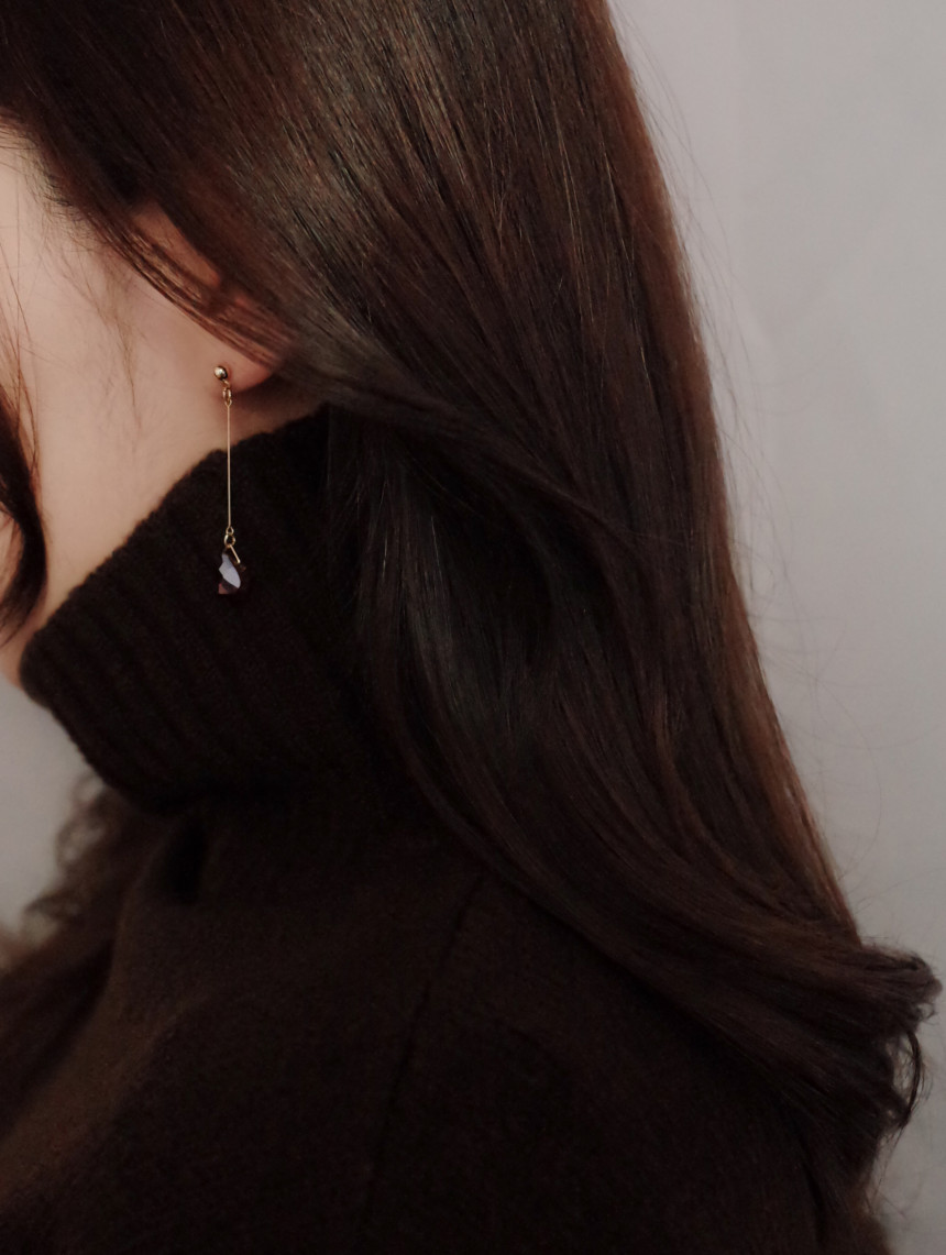 NO.61 Swan Cutting Crystal Drop Earrings Stylish C