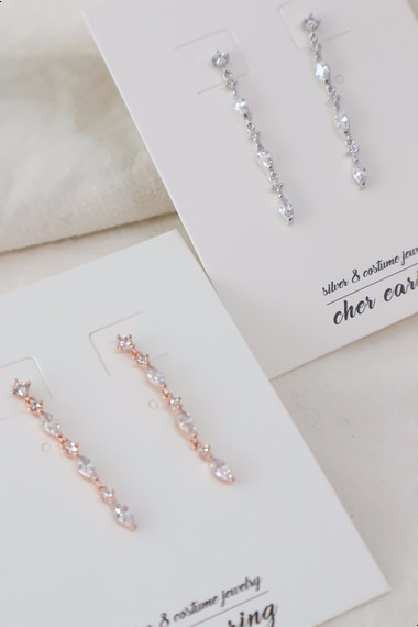 silverpost hand glint neat drop earrings date look