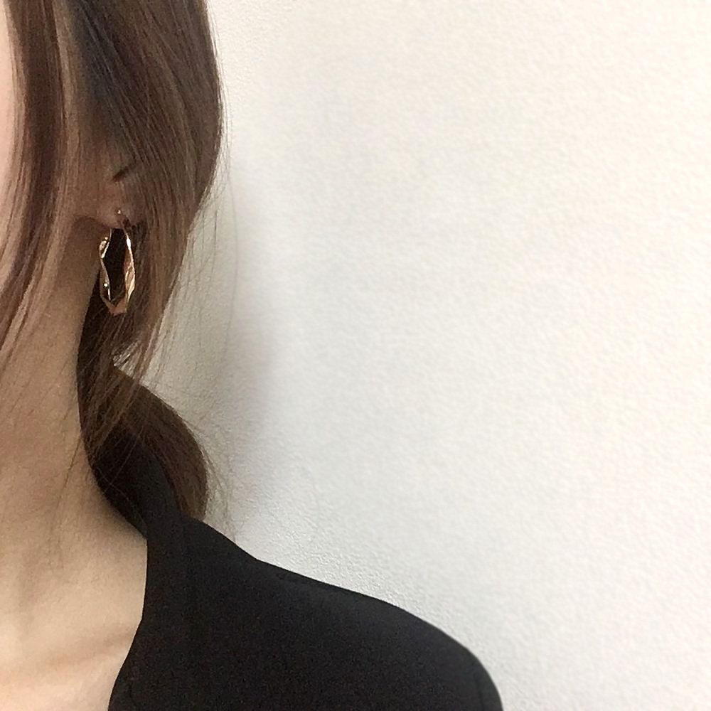 Wrap the ring on the day of delivery stock ring si