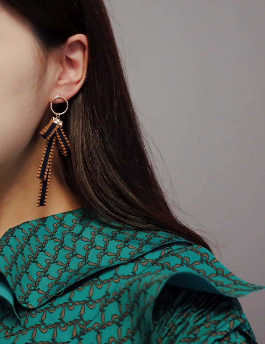 Valentine's Day Color Ribbon Unbalanced Earring