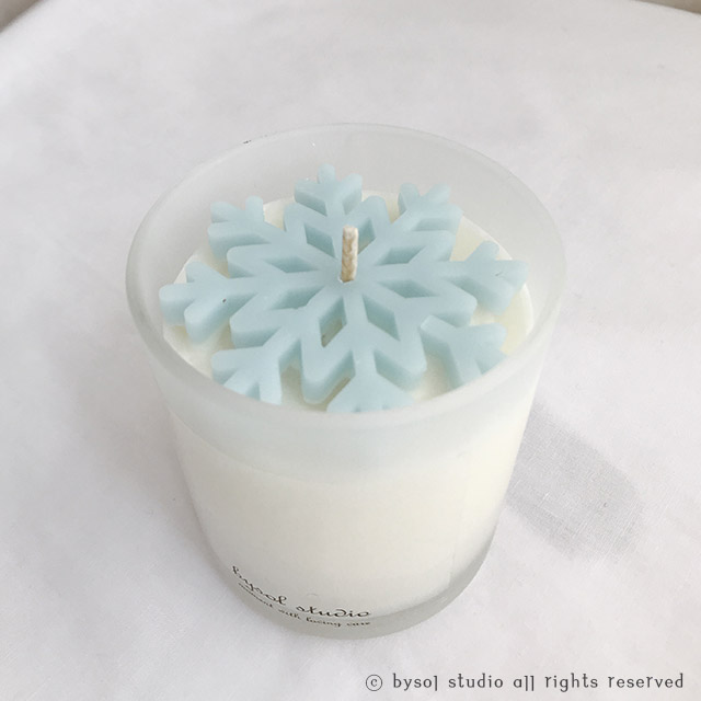 Year-end gift Winter flower snow flake Candle 7 oz