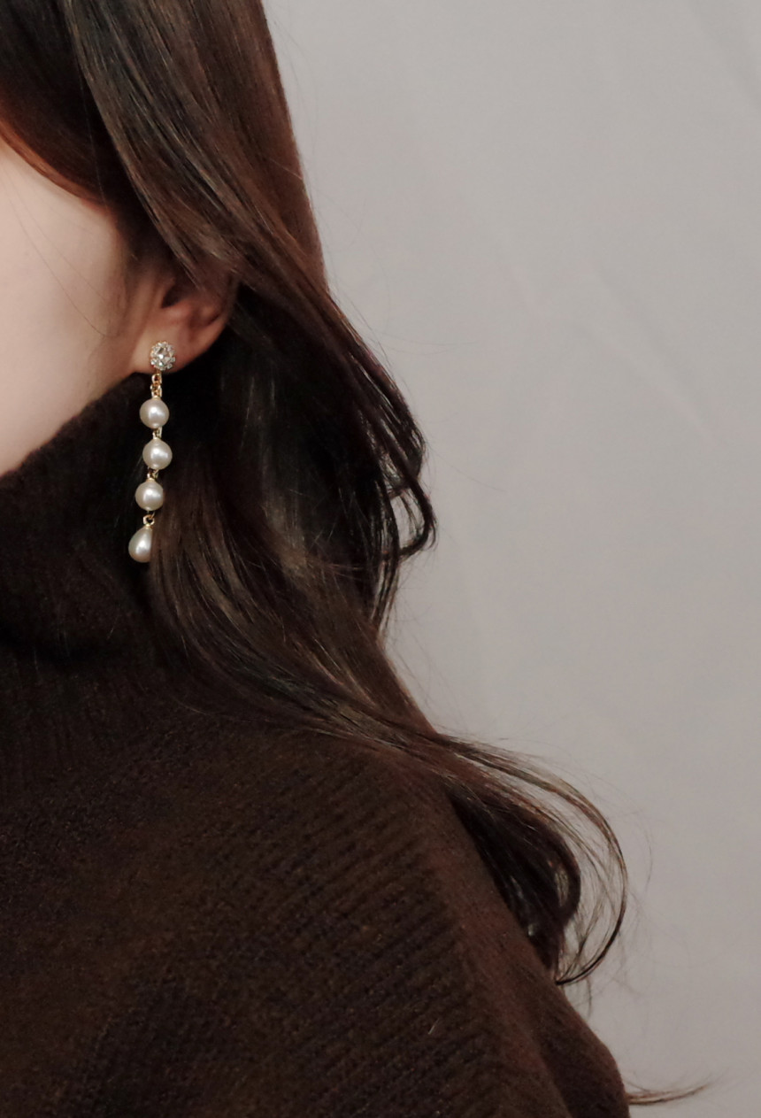 Emily Chain Pearl Earrings Silver Earrings Stylish