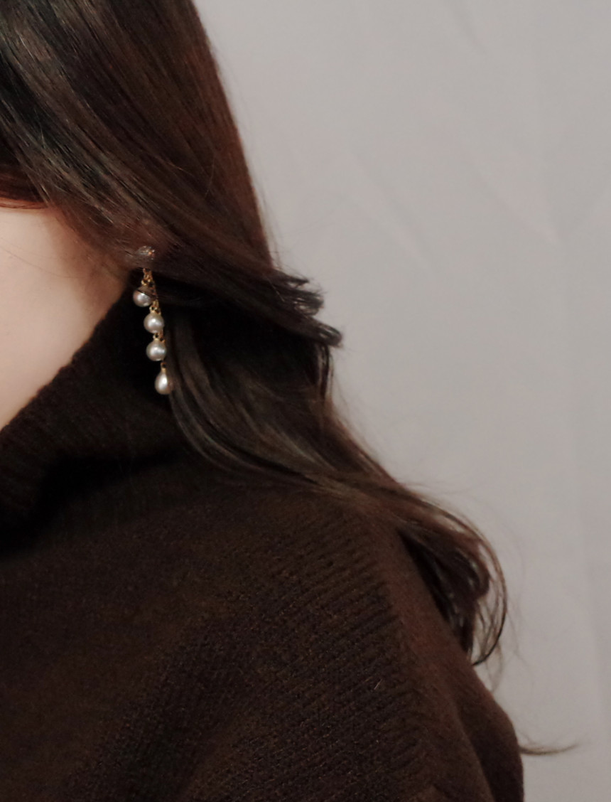 Emily Chain Pearl Earrings Silver Earrings Stylish