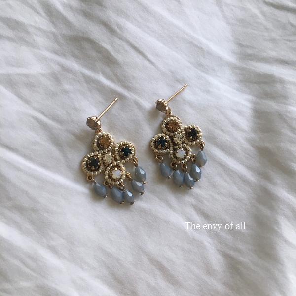 Free Shipping Czech Crystal Surgery Earrings Antiq