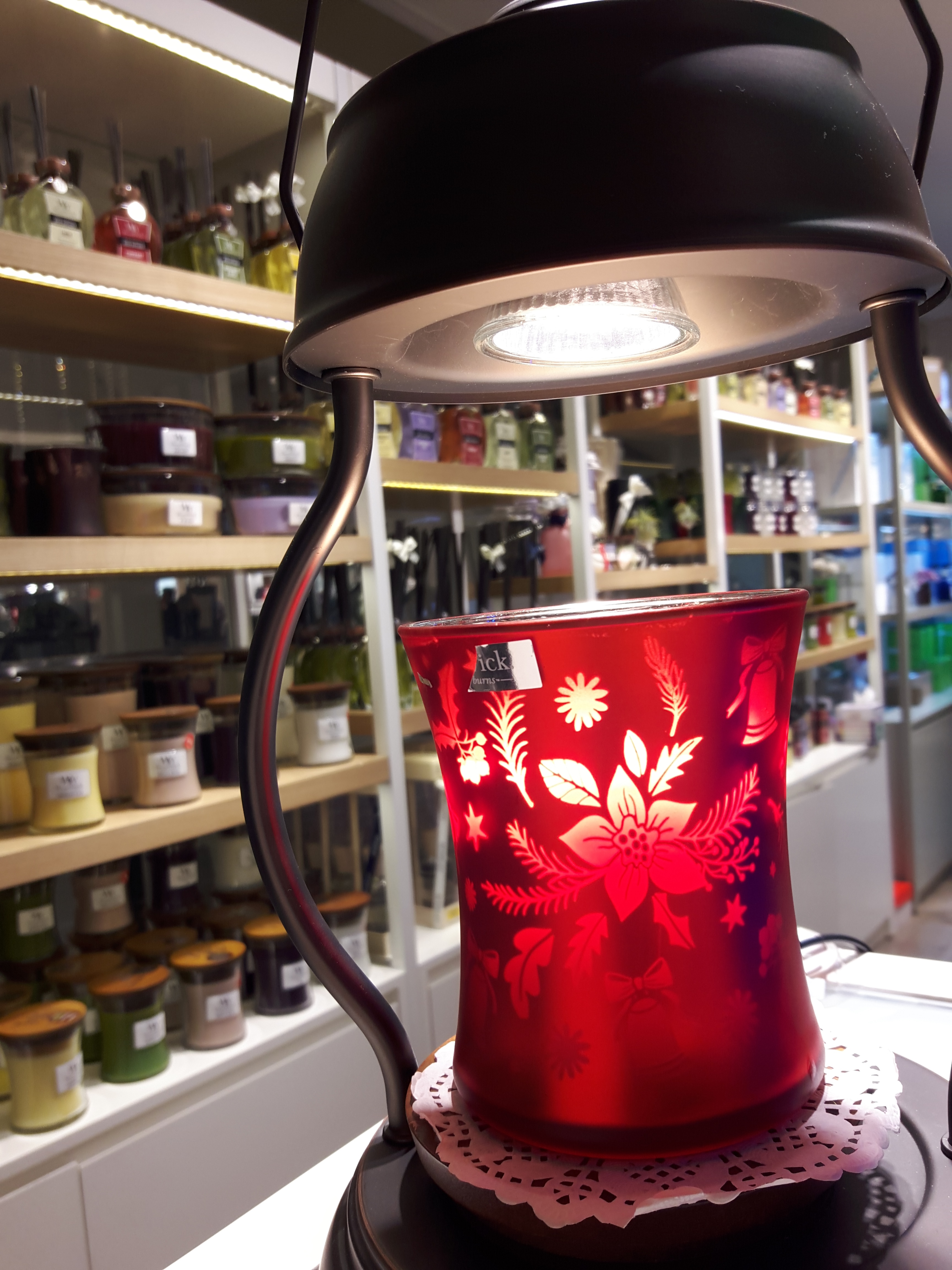 Wood Wick Candle Medium Dancing Hour Glass Crimson