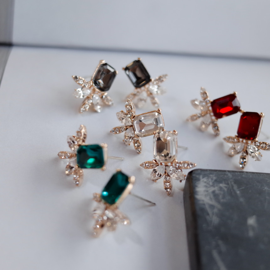 Leaf Petit Color Silver Earrings Stylish Chic Uniq