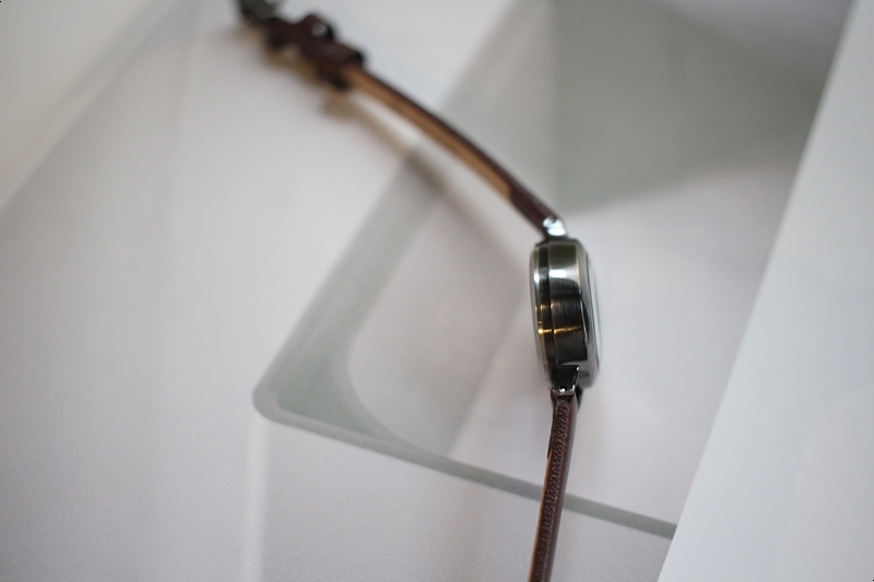 <b><p>Antique mini Woman leather wrist clock 2cor</p></b><b><p>アンティーク ミニ 女性 レザー 手首 時計 2色 ファッション 20代 カジュアル</p></b><br /><br /><p align='center'>