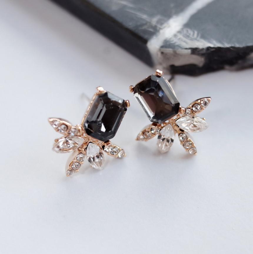 Leaf Petit Color Silver Earrings Stylish Chic Uniq