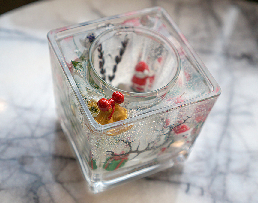 Christmas Santa Candle Holder + Tea Light 4 Sphere