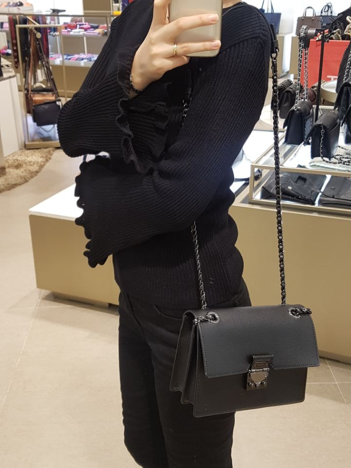 <b><p>LoveCat on Basic 8 Mini Cross LHF2S300 Co.,</p></b><b><p>ロブケトたベーシック8ミニクロスバックLHF2S300有限洗練されたエレガントなトレンドのホットアイ</p></b><br /><br /><p align='center'>