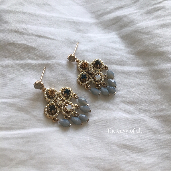 Free Shipping Czech Crystal Surgery Earrings Antiq