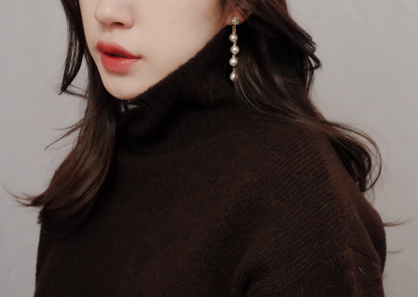 Emily Chain Pearl Earrings Silver Earrings Stylish