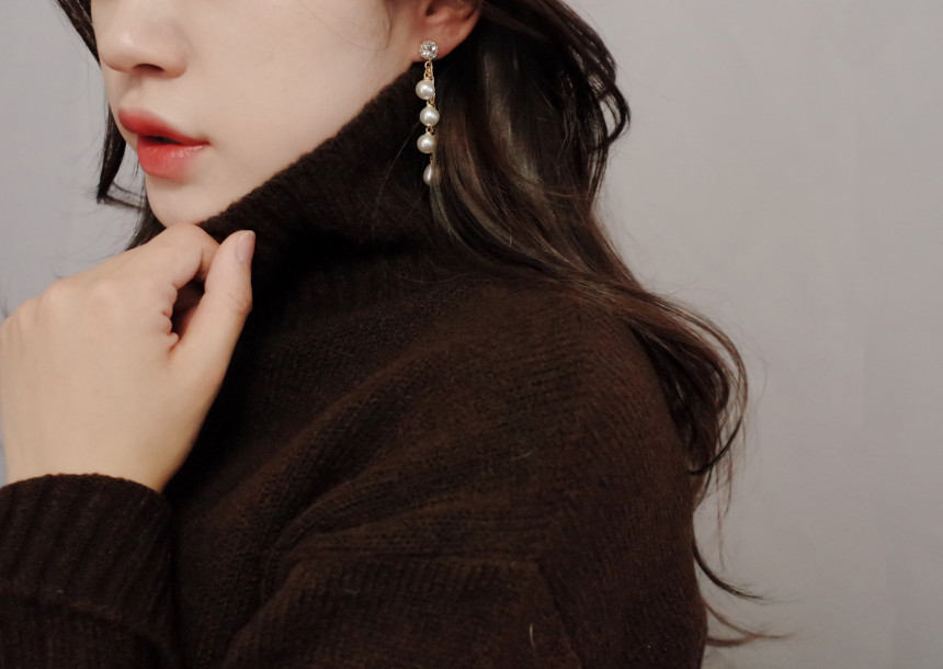 Emily Chain Pearl Earrings Silver Earrings Stylish