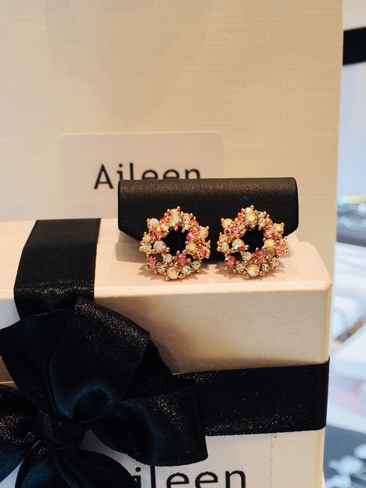 Eyeliner Angel Flower Earrings AJBE2369