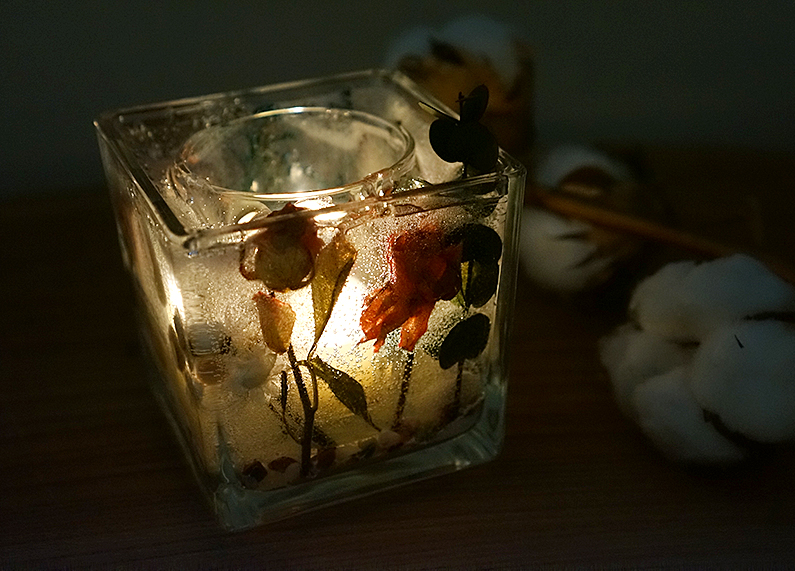 Dried Flower Gel Candle Holder + TITLE 4 WEDDINGS 