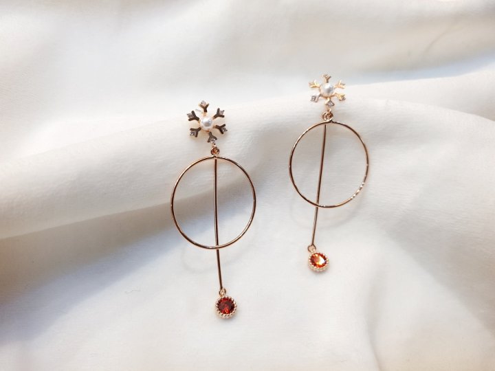 Silvered Red Gem Drop Earrings