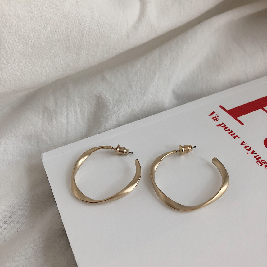 Twisted moon ring earrings Bold gold silver pearl 