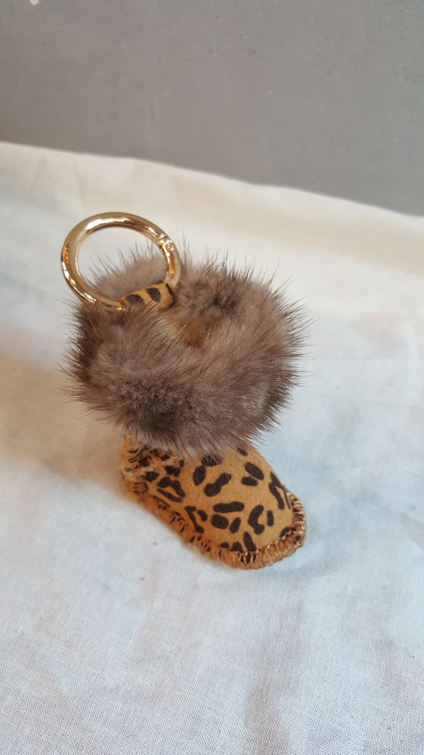 Mink keyring 11 color
