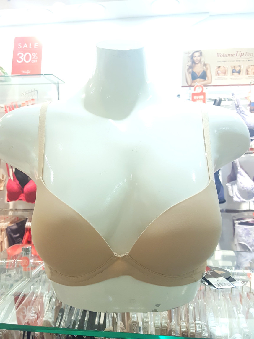 Triumph Jaki Volume Noir JBR9182