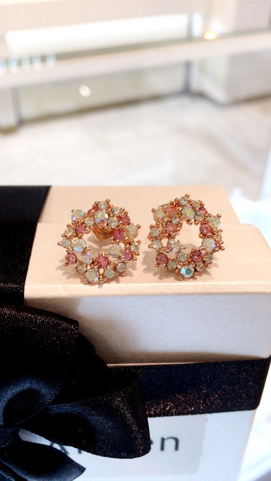 Eyeliner Angel Flower Earrings AJBE2369