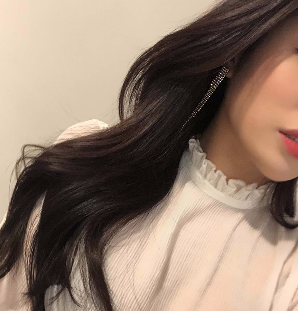 Blanche Bold Long Drop Earrings 2color Unusual Spe