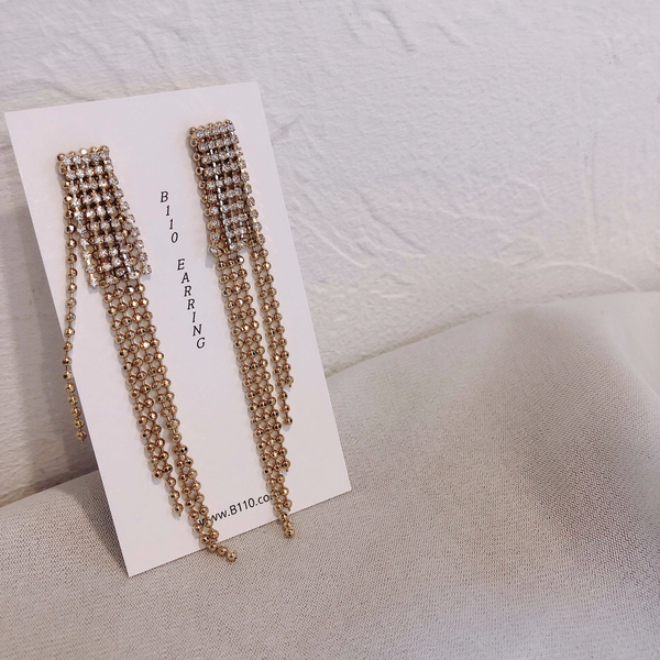 Blanche Bold Long Drop Earrings 2color Unusual Spe